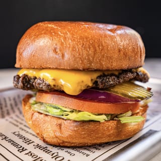 Classic Cheeseburger